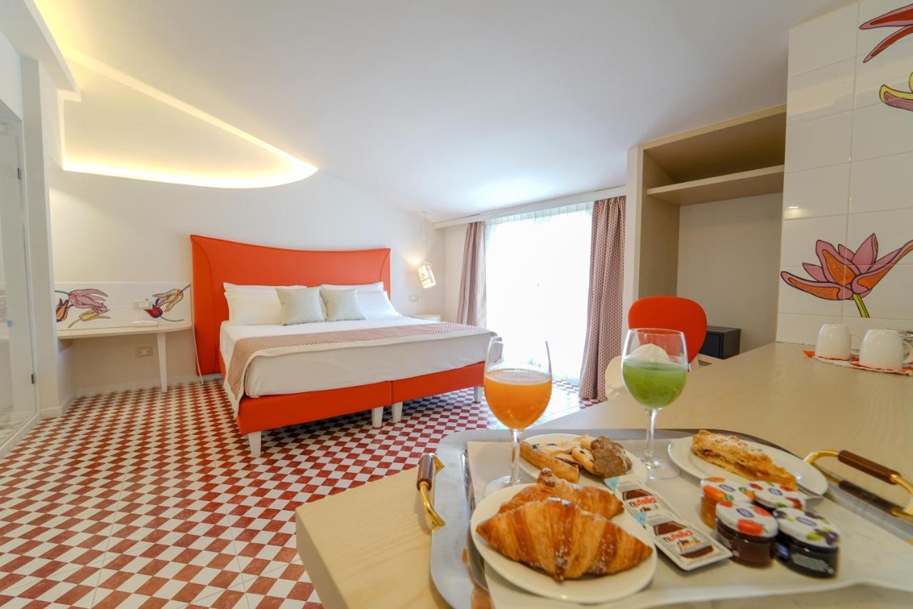 Suite Hotel L'Oasi Di Riaci (Adults Only) Santa Domenica  Bagian luar foto