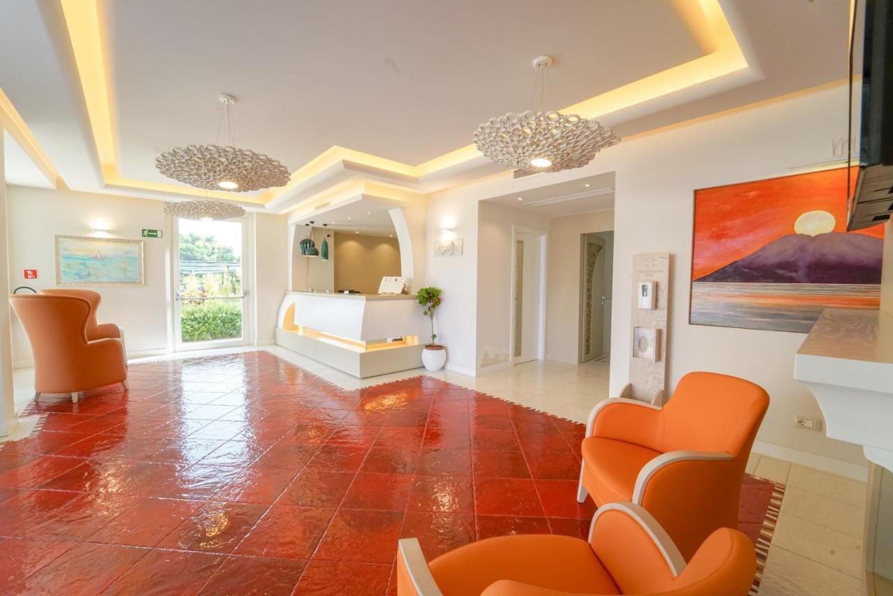 Suite Hotel L'Oasi Di Riaci (Adults Only) Santa Domenica  Bagian luar foto