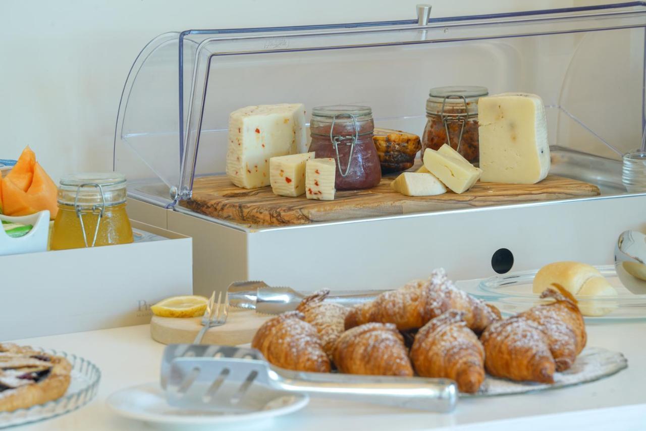 Suite Hotel L'Oasi Di Riaci (Adults Only) Santa Domenica  Bagian luar foto