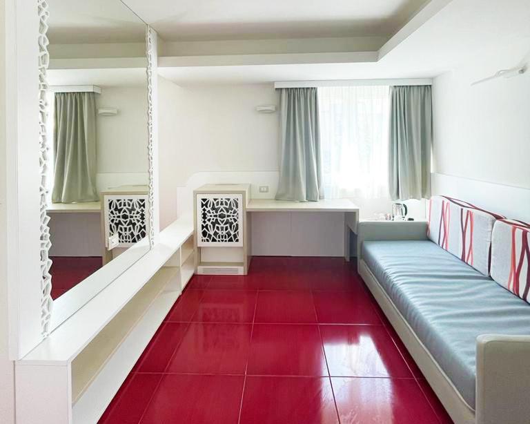 Suite Hotel L'Oasi Di Riaci (Adults Only) Santa Domenica  Bagian luar foto