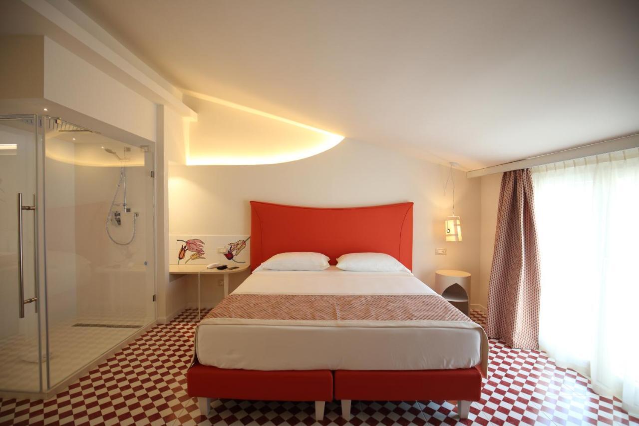 Suite Hotel L'Oasi Di Riaci (Adults Only) Santa Domenica  Bagian luar foto
