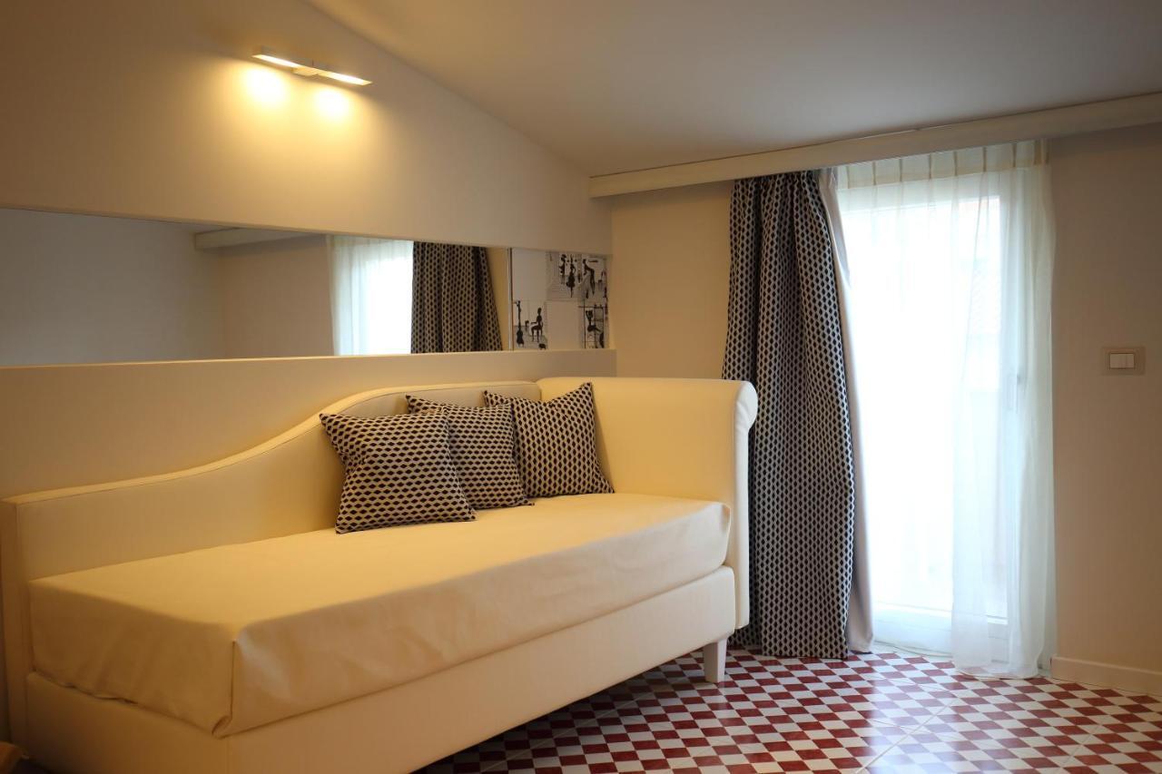 Suite Hotel L'Oasi Di Riaci (Adults Only) Santa Domenica  Bagian luar foto